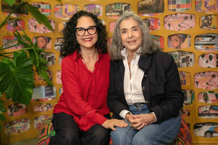 As atrizes Tereza Seiblitz e Betty Faria se encontraram nos Estúdios Globo, no Rio de Janeiro, no workshop de "Volta por Cima", nova novela das sete da emissora