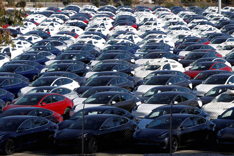 UE anuncia mais taxas para carros elétricos chineses, e Pequim diz que tomará medidas
