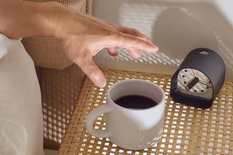 Tomar café logo ao acordar faz mal? Veja o que dizem especialistas