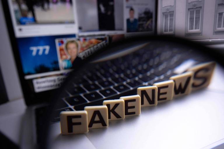 Senador quer proibir uso de fundo eleitoral e partidário para financiar fake news