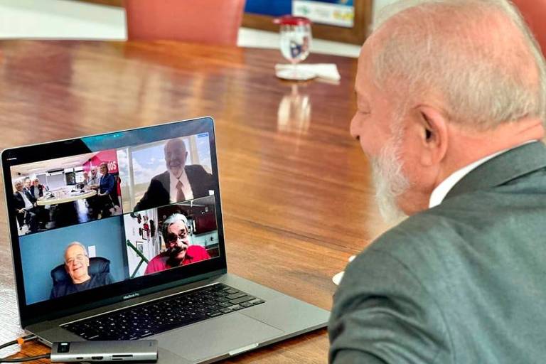 Lula participa por vídeo de reunião com Dirceu, Genoino e ex-presidentes do PT