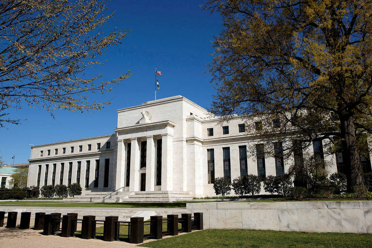 Fed mantém juros inalterados nos EUA e sinaliza apenas um corte neste ano