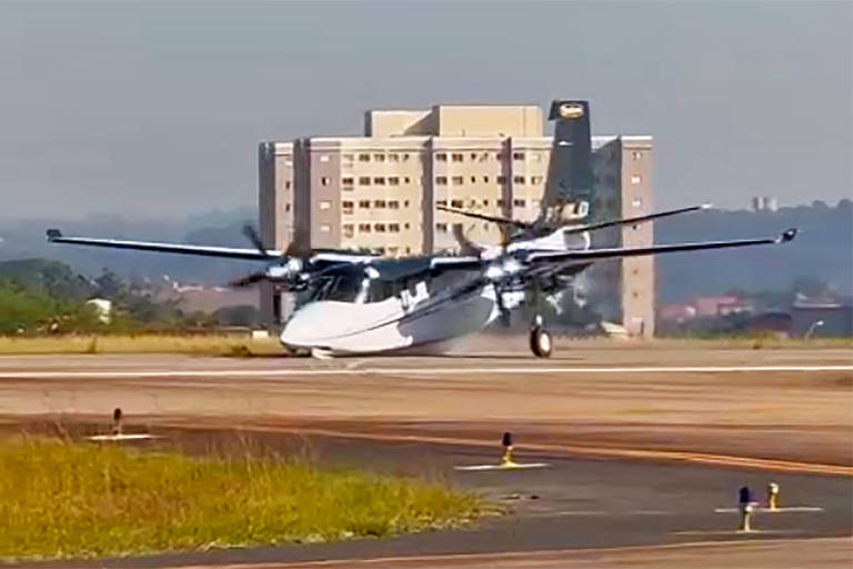 Avião bimotor tem pane e faz pouso de nariz em Sorocaba (SP); veja vídeo