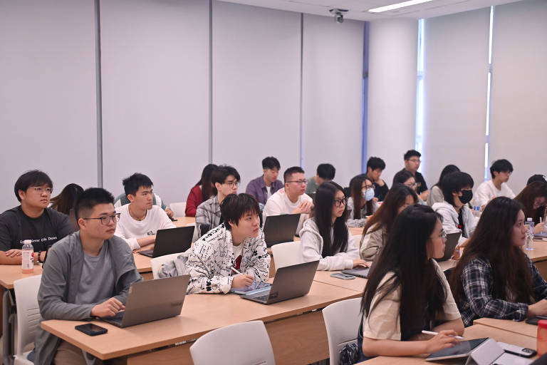 Universidades da China tropeçam para atrair estudantes estrangeiros