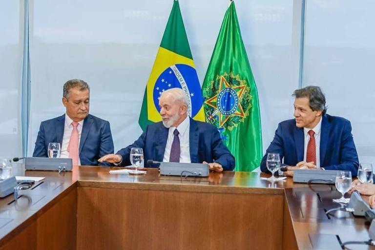 Derrota em MP acirra rixa entre Haddad e Rui Costa no núcleo do governo