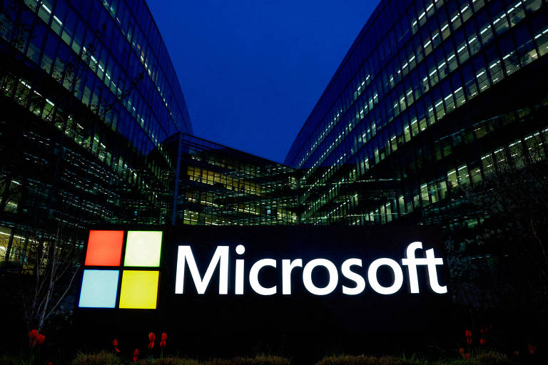 Ações da Microsoft sobem e empresa alcança valor de mercado recorde