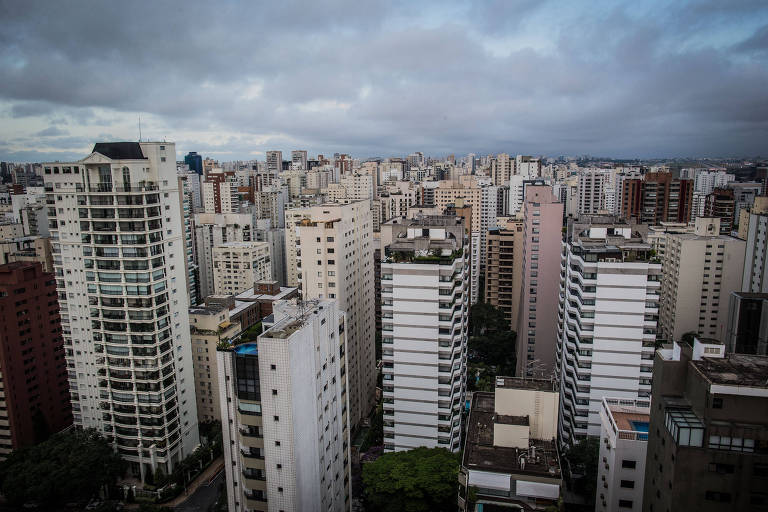 Com parque Ibirapuera e duas estações de metrô, Moema cresce nos eixos