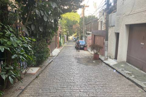 Rua Alcides Pertiga