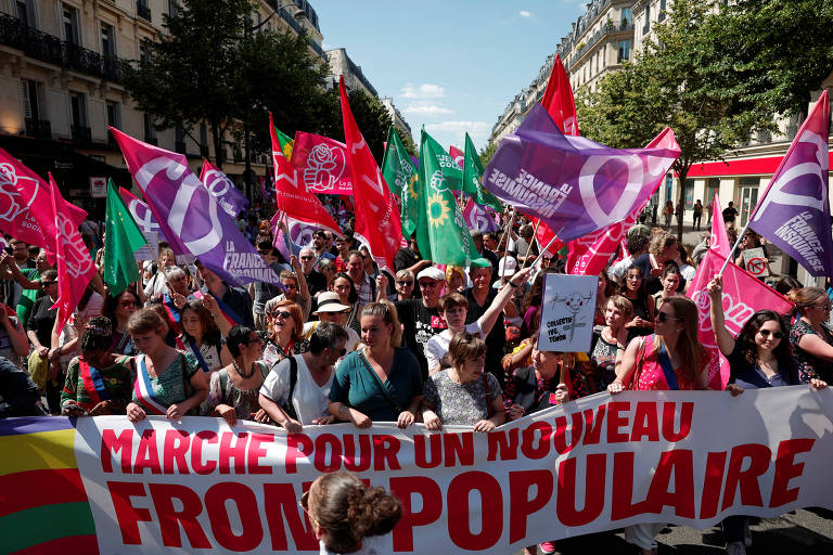 Mulheres protestam na França contra avanço da ultradireita