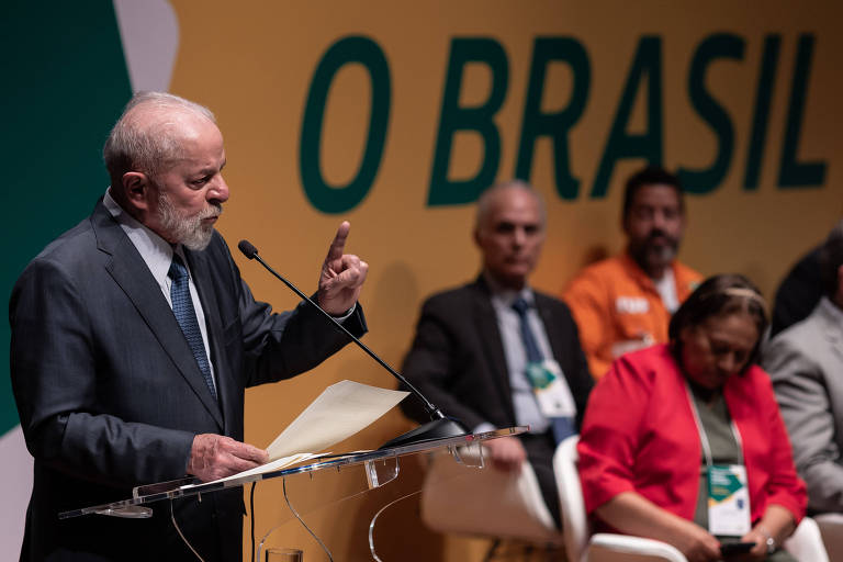 Bons números da economia não se traduziram em popularidade para Lula