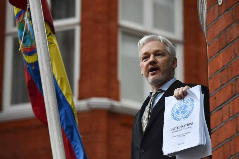 'Levará tempo para se ter privacidade na internet', disse Assange à Folha em 2015