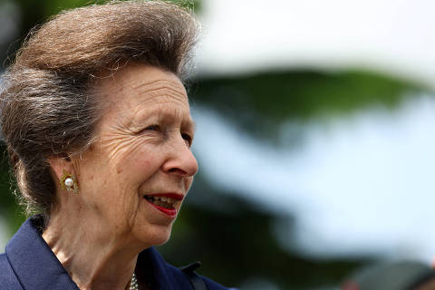 FILE PHOTO: Britain's Princess Royal Anne attends a ceremony for unveiling the statue of a Canadian rifleman to commemorate the 80th anniversary of D-Day, in Normandy, France June 5, 2024. REUTERS/Hannah McKay/Pool/File Photo ORG XMIT: FW1