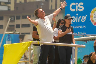 Jair Bolsonaro e Michele Bolsonaro, participaram de motociata pelas ruas de Belém (PA)