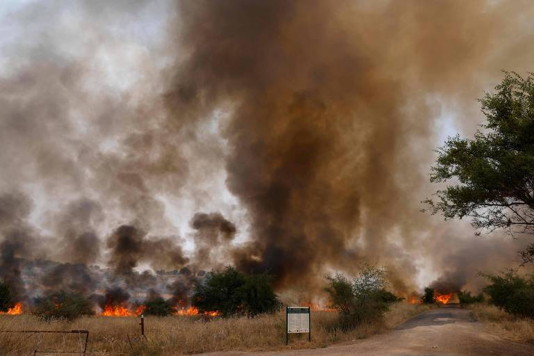 Hezbollah diz ter lançado mais de 200 foguetes contra Israel após morte de comandante