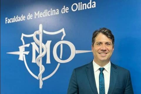 Acionista Inácio de Barros Melo Neto possui 113 milhões de ações ordinárias da companhia, 12,52% das ações. Ele também é diretor da Faculdade de Medicina de Olinda