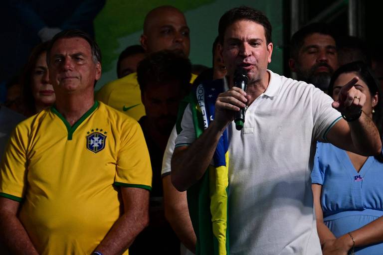 Implicação criminal de Bolsonaro sobre joias e reunião pró-Flávio gera divergência