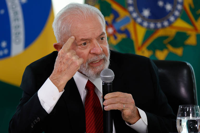 Violência contra mulher não pode ser naturalizada, diz deputada do PSOL sobre 'piada' de Lula