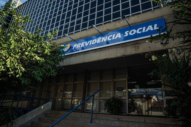 O dilema do cobertor curto: Previdência Social x gastos políticos