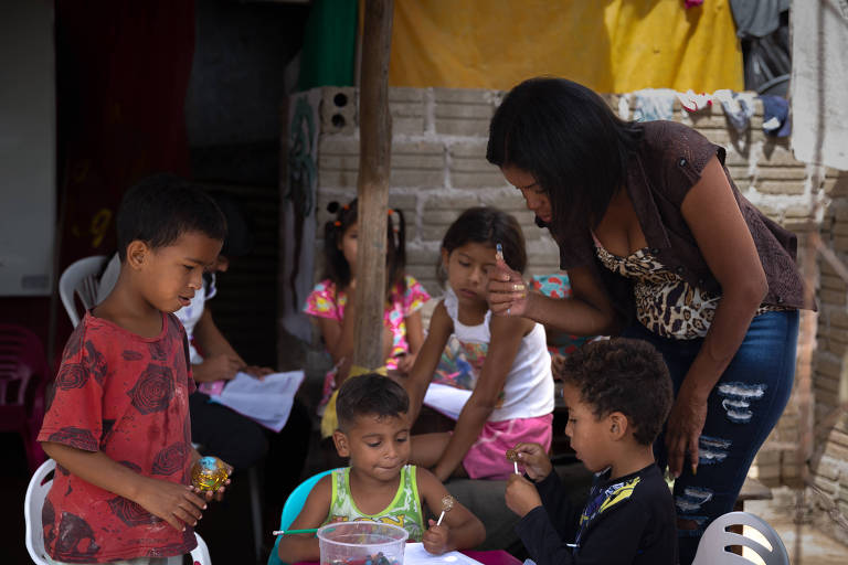 Venezuelanos no Brasil sonham com resultado de eleição que os permita voltar para casa