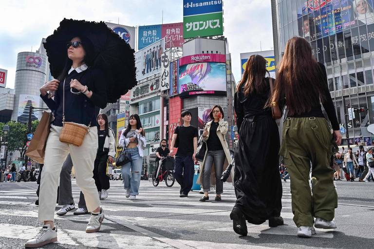 Os brasileiros que mudam de nome no Japão para evitar preconceito