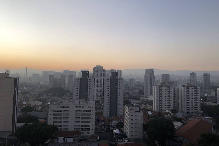 Semana começa com tempo seco e ensolarado em São Paulo