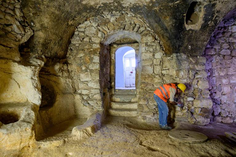 Sítio arqueológico de Matiate, sob a cidade de Midyat