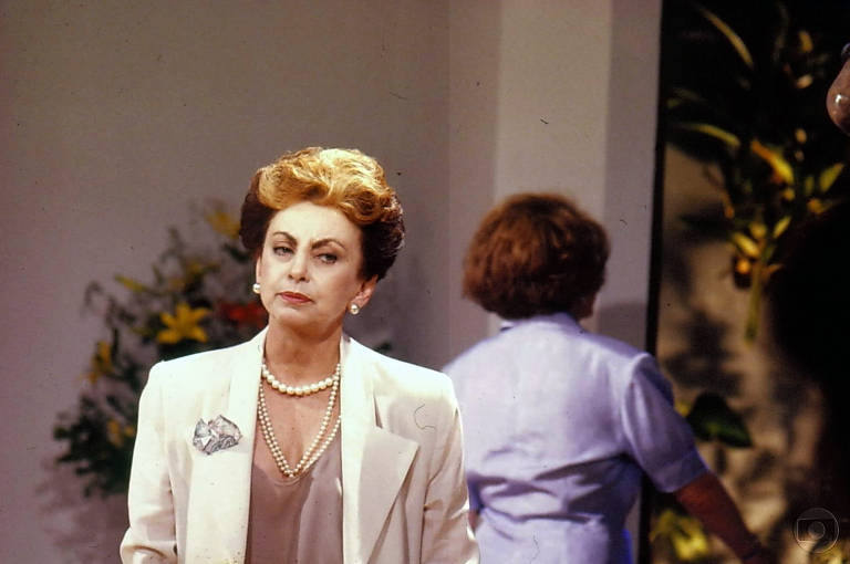 A atriz Beatriz Segall, que interpretou Odete Roitman em 'Vale Tudo', um dos maiores clássicos da Globo, que ganhará um remake em 2025; elenco ainda não foi anunciado