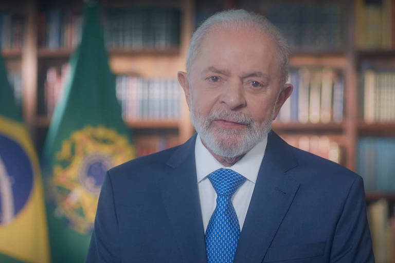 Lula usa TV para atacar herança de Bolsonaro e diz que manterá responsabilidade fiscal