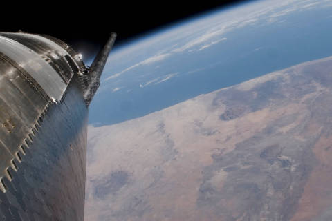 SpaceX Starship passes over the earth during its fourth flight test from the company's Boca Chica launchpad, near Brownsville, Texas, U.S. June 6, 2024, in a still image from video.  SpaceX/Handout via REUTERS.  NO RESALES. NO ARCHIVES. THIS IMAGE HAS BEEN SUPPLIED BY A THIRD PARTY ORG XMIT: HFS-VAN100