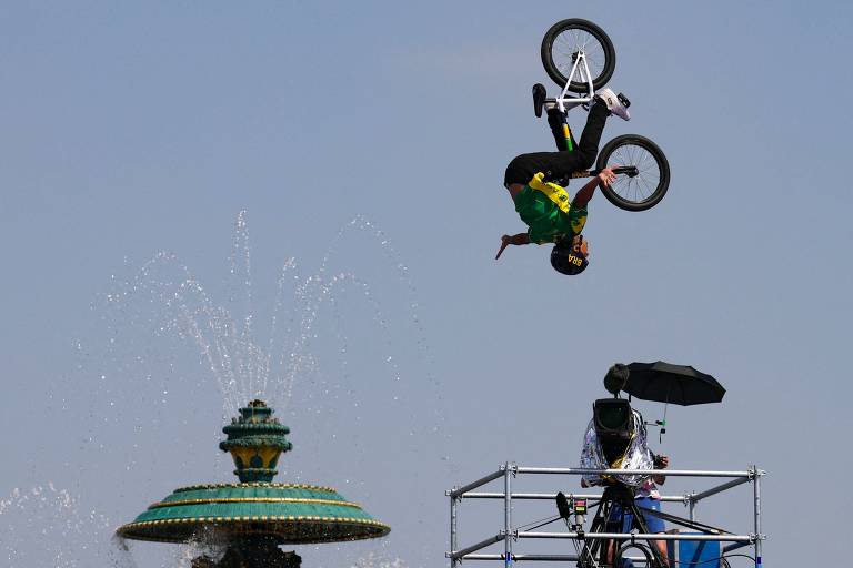 Apelido de Bala Loka, que está nas finais do BMX, nasceu de tombo em pista