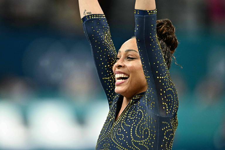 Lorrane Oliveira, medalhista de bronze na ginástica, perdeu irmã antes das Olimpíadas