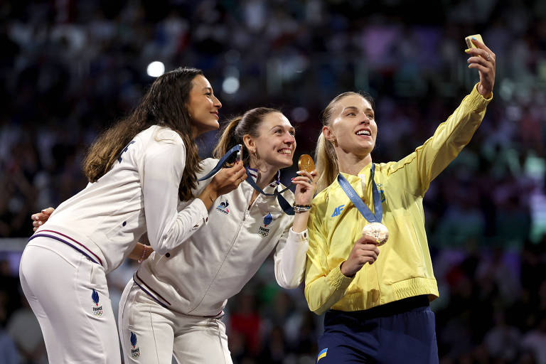 Selfie de medalhistas expõe marketing raro nas Olimpíadas