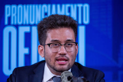 SÃO PAULO, SP - 01/08/2024 -  O deputado Kim Kataguiri durante coletiva de imprensa na sede do MBL, em São Paulo. (Foto: Danilo Verpa/Folhapress, PODER) ORG XMIT: 609624