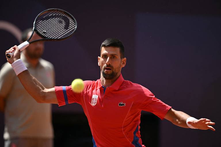 O sérvio Novak Djokovic na final do tênis masculino contra o espanhol Carlos Alcaraz