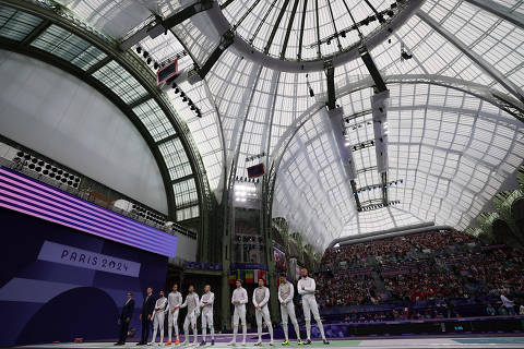 Paris 2024 Olympics - Fencing - Men's Foil Team Semifinals - Grand Palais, Paris, France - August 04, 2024. Team Italy line up before the Semifinals. REUTERS/Maye-E Wong