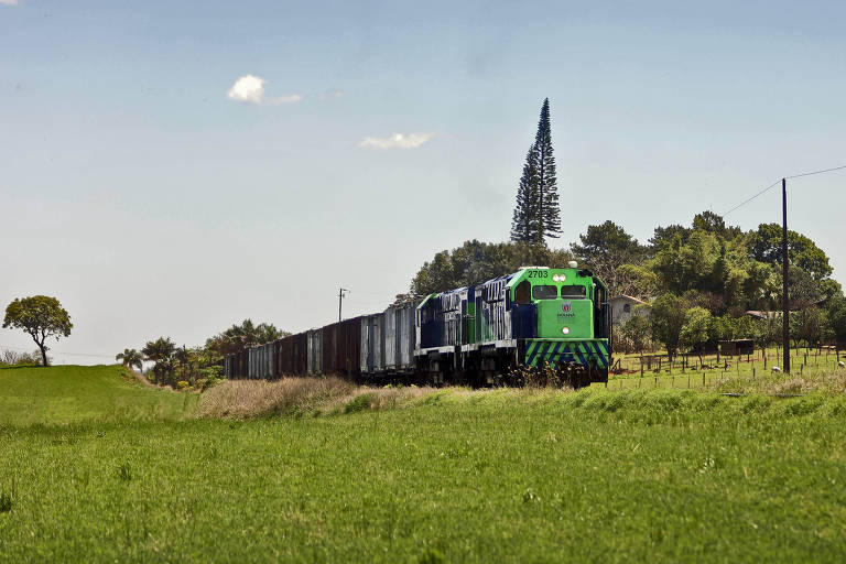 Governo Ratinho Junior pede regime de urgência em projeto que privatiza Ferroeste