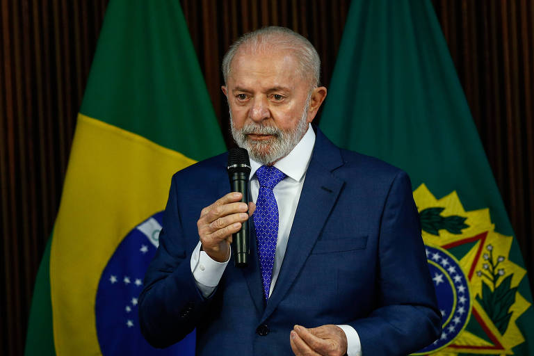 Lula diz que redução da taxa de juros é uma 'briga eterna'