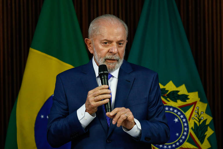 Lula diz que próximo presidente do BC deve ter coragem para alterar juros e volta a criticar Campos Neto