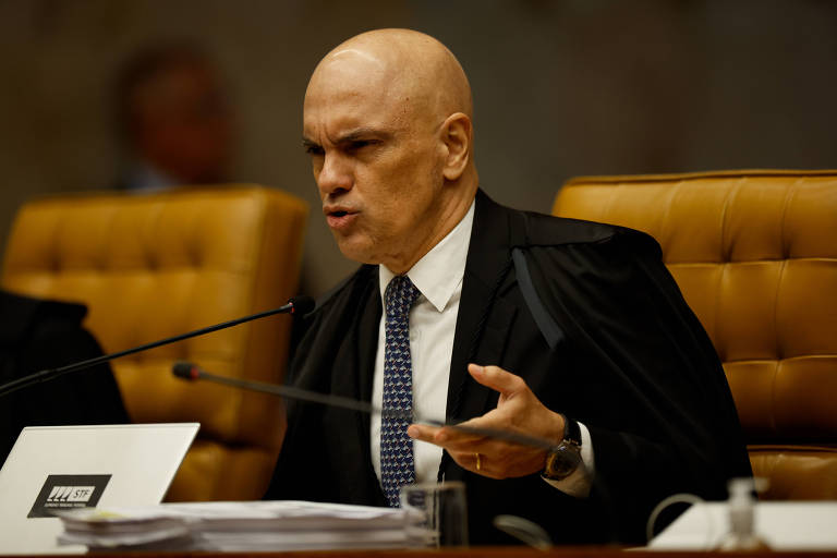 Moraes recua e suspende obrigação de Google e Apple tirarem de lojas aplicativos de acesso por VPN