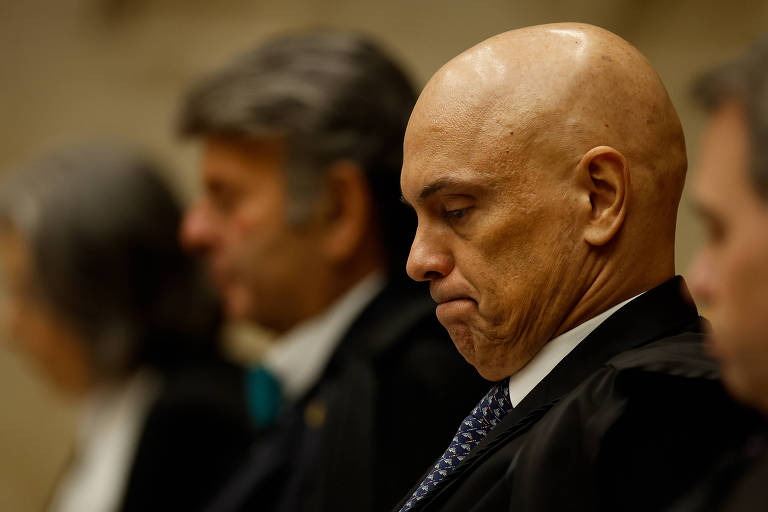 Processo sigiloso revela erros e contradições de Moraes em uso de órgão do TSE