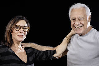 Retrato dos atores Antonio Fagundes e Christiane Torloni  no teatro TUCA durante intervalo de ensaio da peca Dois de Nos. Eh a primeira vez que Fagundes e Torloni atuam juntos no teatro