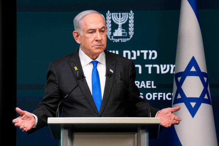 Sob pressão, Netanyahu pede perdão por morte de reféns na Faixa de Gaza