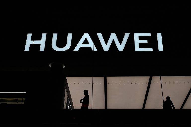 Chip com problemas da Huawei atrasa planos da China de enfrentar a Nvidia em IA