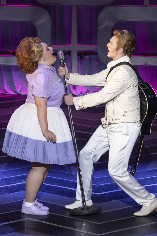 Cena do musical 'Hairspray', em cartaz em São Paulo