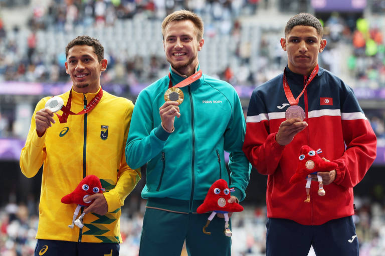 Brasil sobe ao pódio no atletismo e no halterofilismo no 7º dia das Paralimpíadas