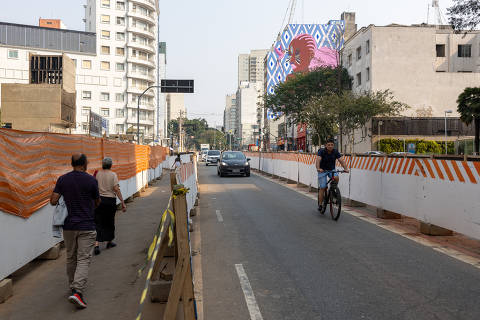 SAO PAULO - 04/09/2024 -  estação São Joaquim, da linha 1-azul do metrô, que tem quase 50 anos, está em obras, porque vai precisar aumentar a sua estrutura por causa da interligação com a futura linha-6 laranja . (Foto: Danilo Verpa/Folhapress, COTIDIANO)