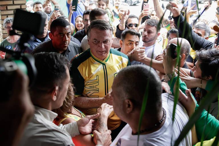 Bolsonaro chama Moraes de ditador e diz que vai 'desafiar o sistema' na Paulista