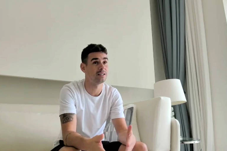 A contragosto, Oscar se prepara para deixar o futebol chinês