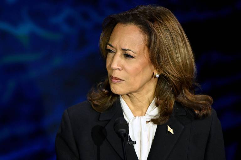 Apoiadores de Trump espalham teoria da conspiração sobre escuta em brincos de Kamala