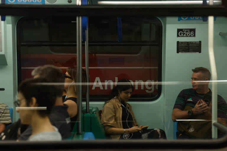 Aos 50 anos, metrô é patrimônio da cidade, mas pode contribuir muito mais para induzir o crescimento urbano